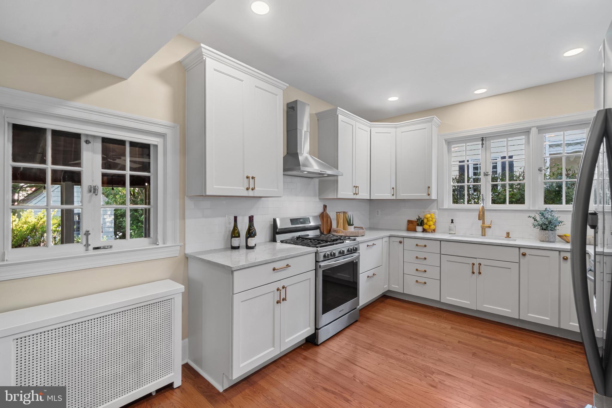 308 Broxton Road Baltimore, MD 21212 - Photo 11 of 34