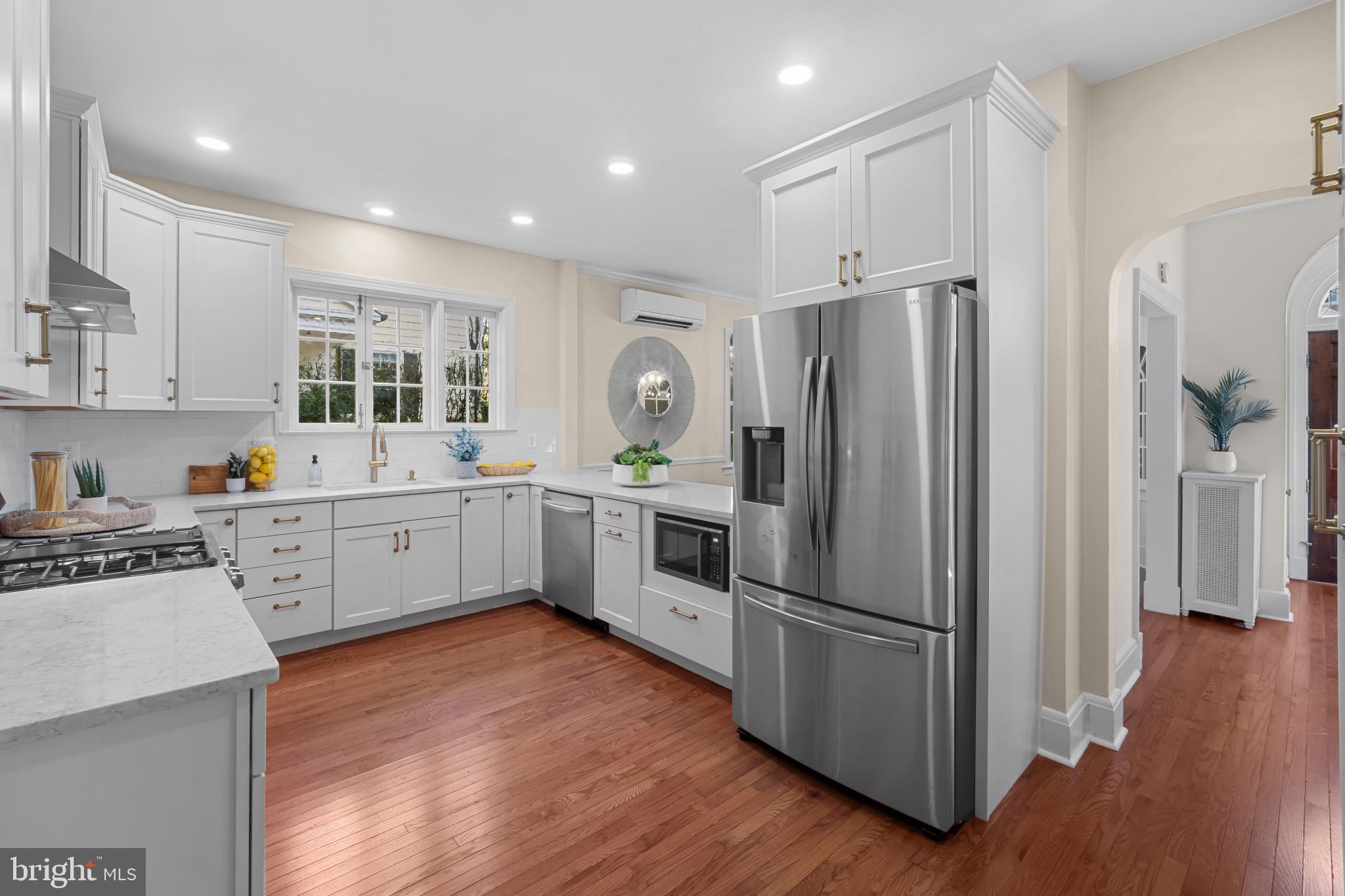 308 Broxton Road Baltimore, MD 21212 - Photo 9 of 34