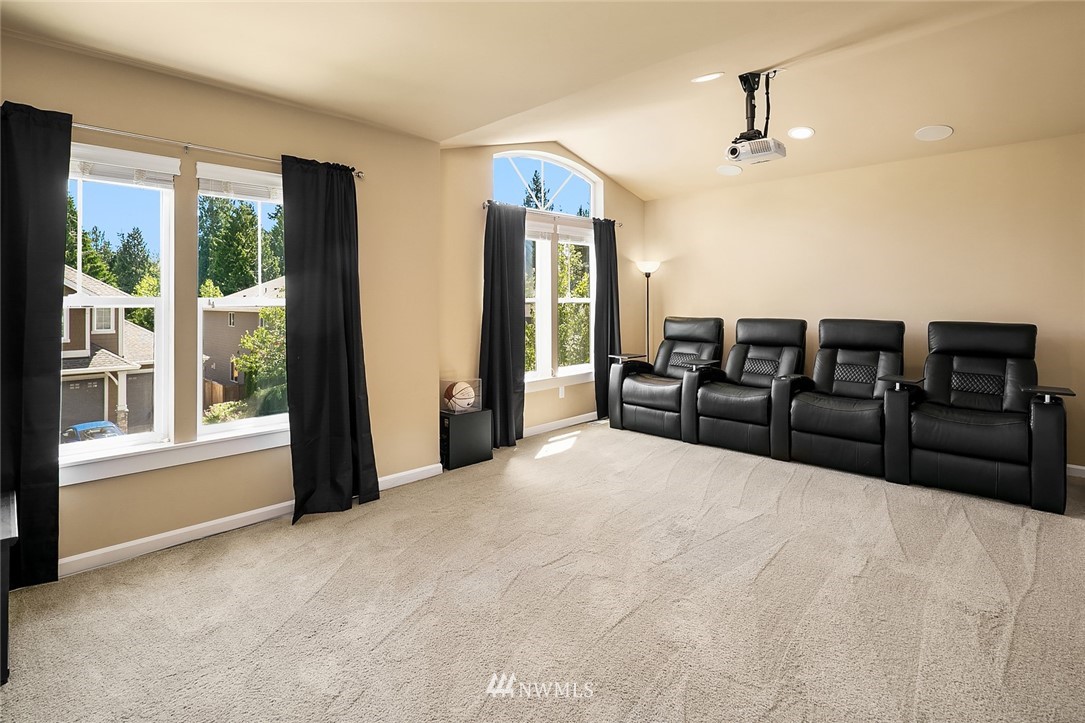 6308 Southeast 2nd Street Renton, WA 98059 - Photo 23 of 29 a living room with furniture