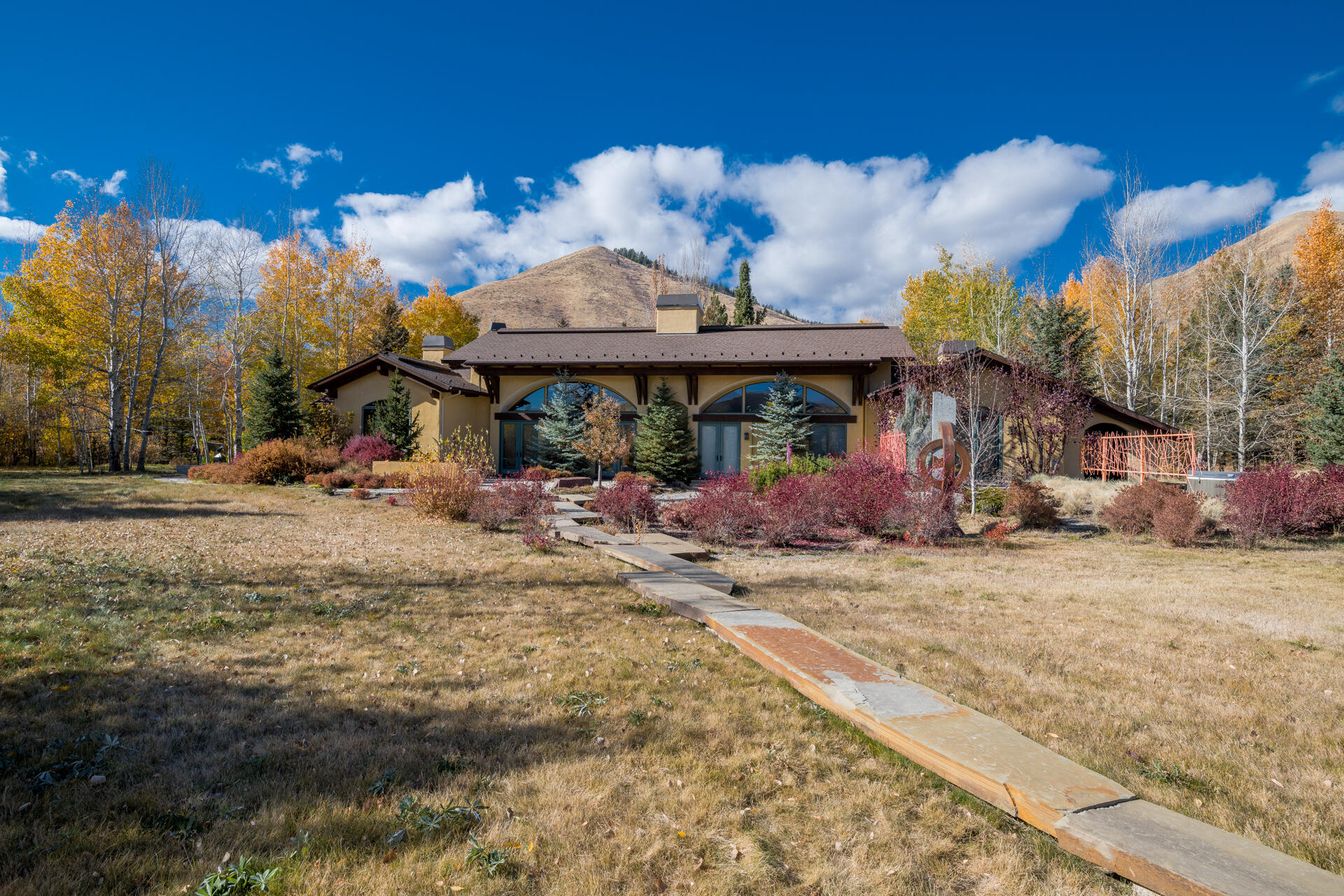 35 Greenhorn Road Blaine County, ID 83333 - Photo 46 of 55 Pathway to lake and home