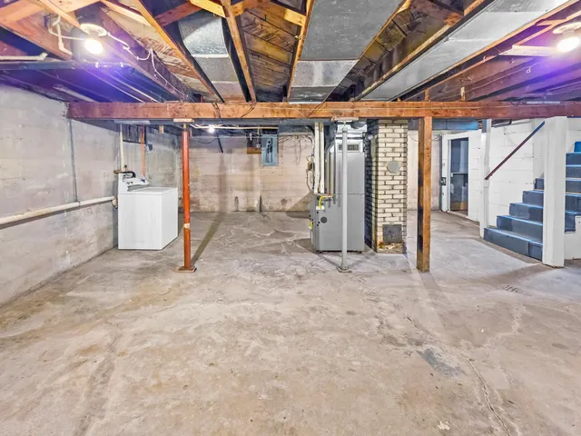 $109,900 | 120 State Avenue North, Thief River Falls, MN 56701