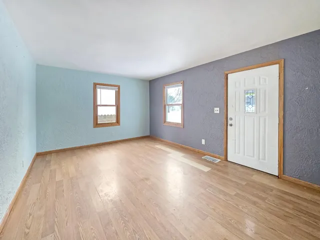 $109,900 | 120 State Avenue North, Thief River Falls, MN 56701