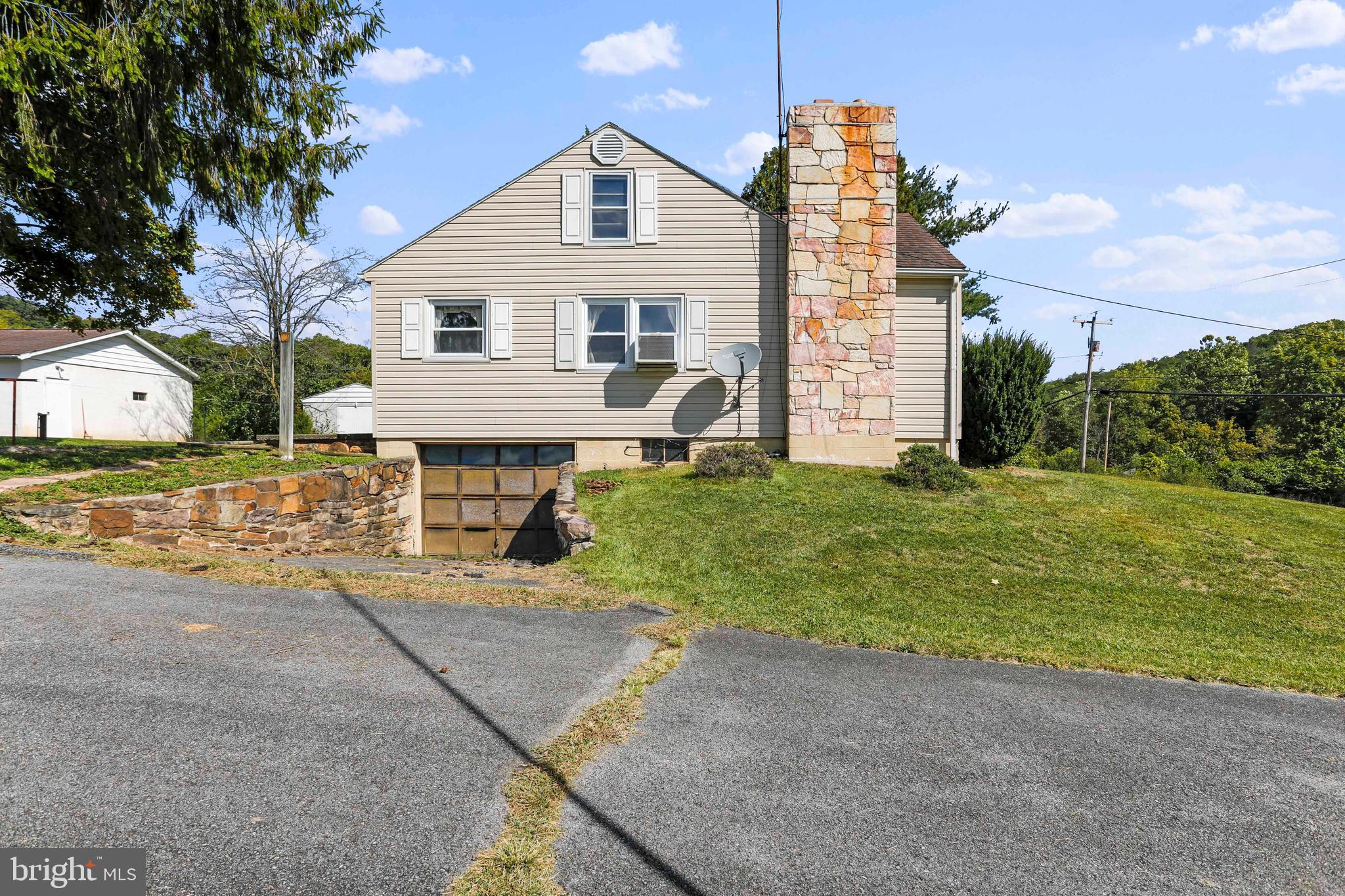 2690 Valley Road Berkeley Springs, WV 25411 - Photo 36 of 48 Gallery Image 36