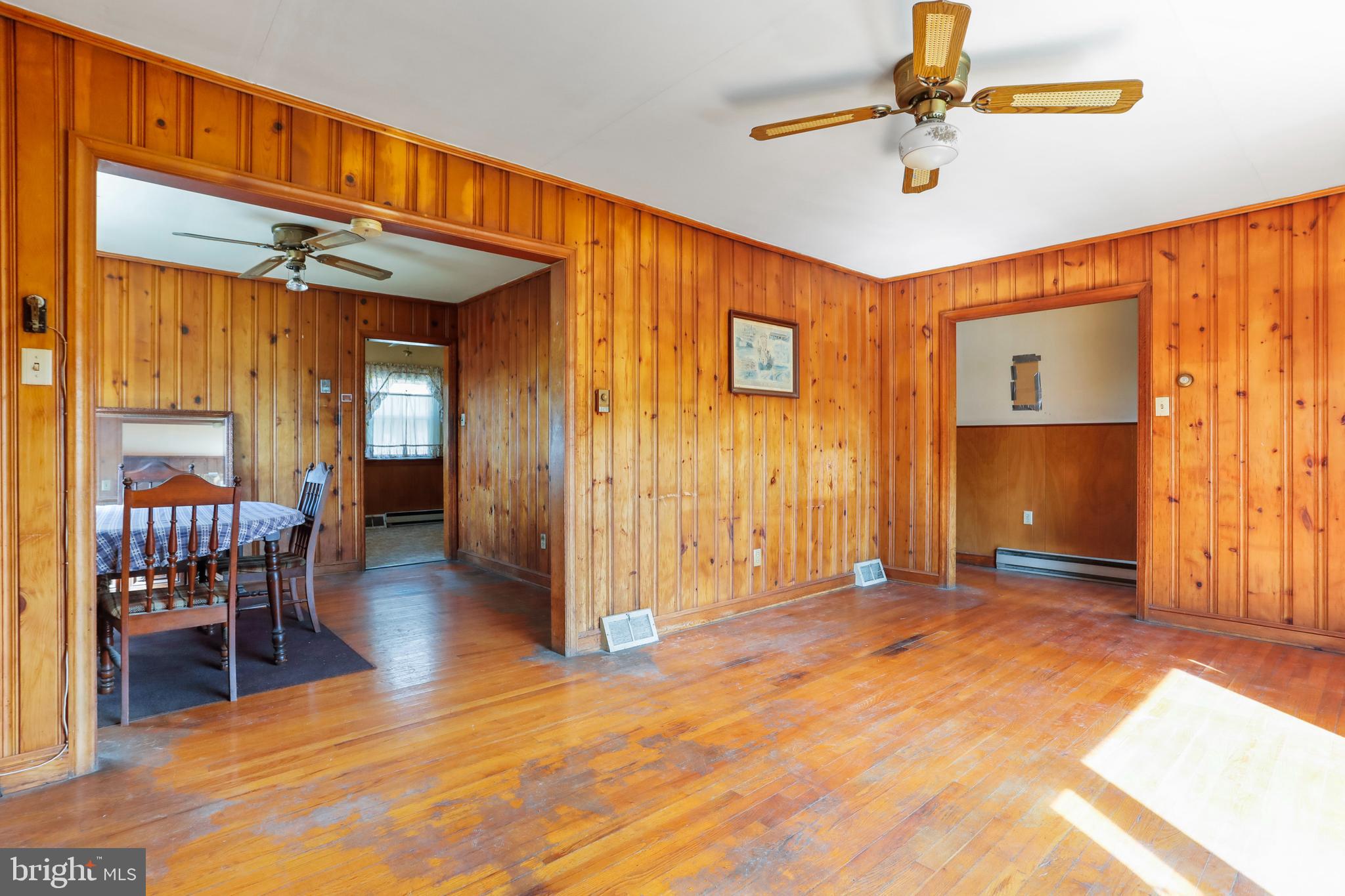 2690 Valley Road Berkeley Springs, WV 25411 - Photo 5 of 48 Gallery Image 5