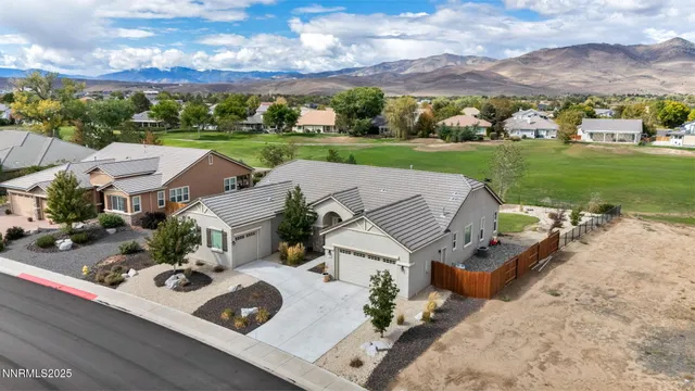 $700,000 | 357 Bayhill Circle, Dayton, NV 89403