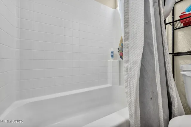 $700,000 | 357 Bayhill Circle, Dayton, NV 89403