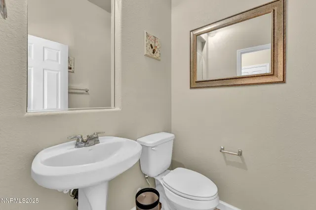 $700,000 | 357 Bayhill Circle, Dayton, NV 89403