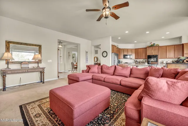 $700,000 | 357 Bayhill Circle, Dayton, NV 89403