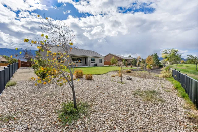 $700,000 | 357 Bayhill Circle, Dayton, NV 89403