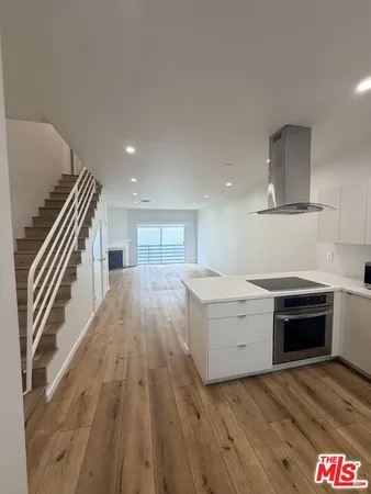 $4,495 | 11738 Mayfield Avenue, Unit 106, Los Angeles, CA 90049