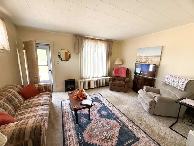 $129,900 | 1323 13th Avenue, Menominee, MI 49858