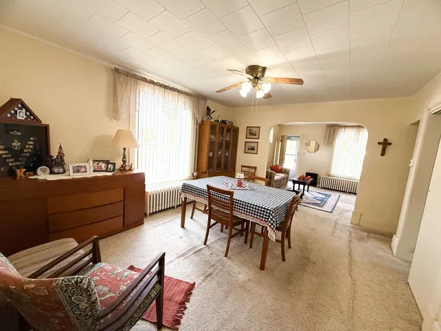 $129,900 | 1323 13th Avenue, Menominee, MI 49858