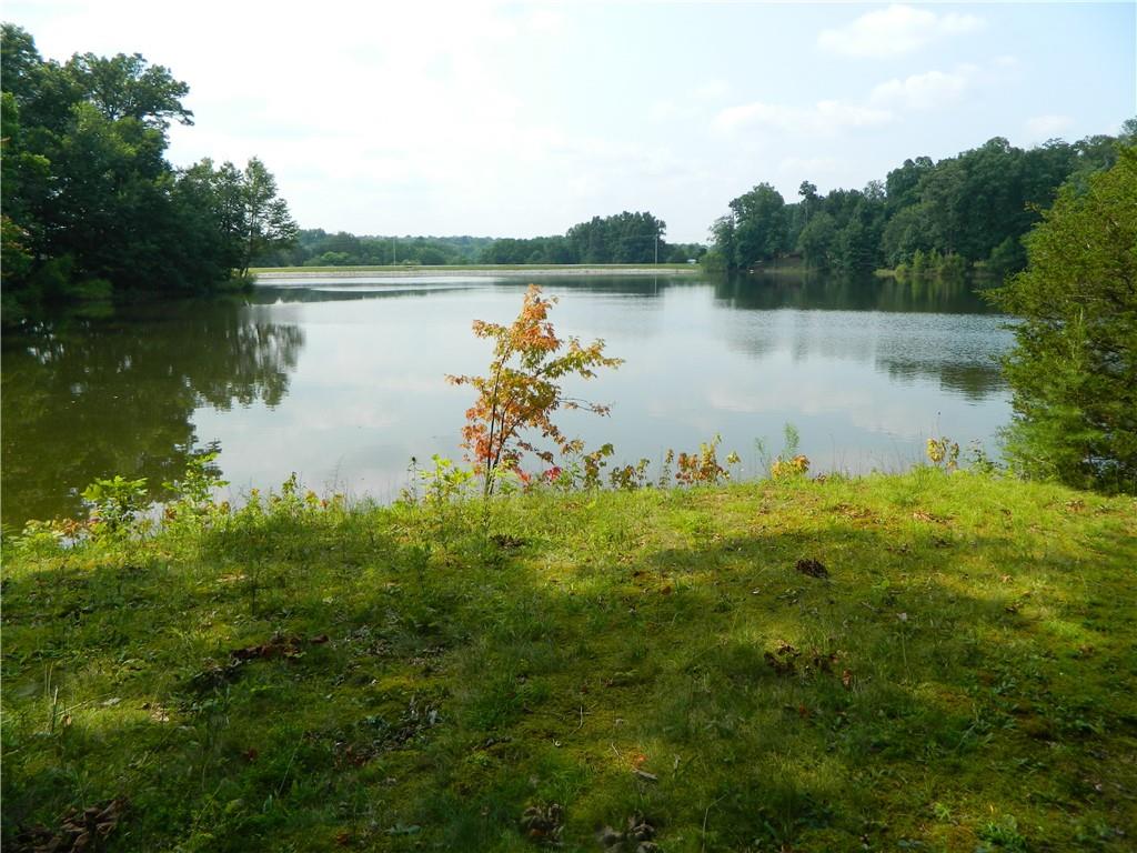 909 Wildwood Road North Vernon, IN 47265 - Photo 13 of 27