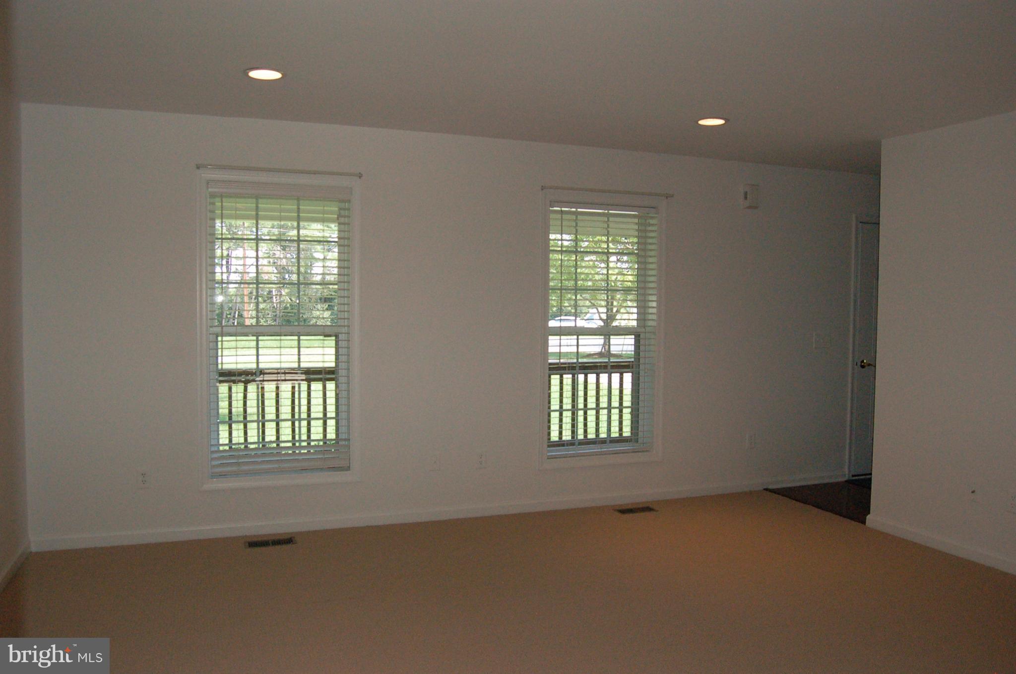 7414 Station Road Newcomb, MD 21653 - Photo 8 of 30 Living Room