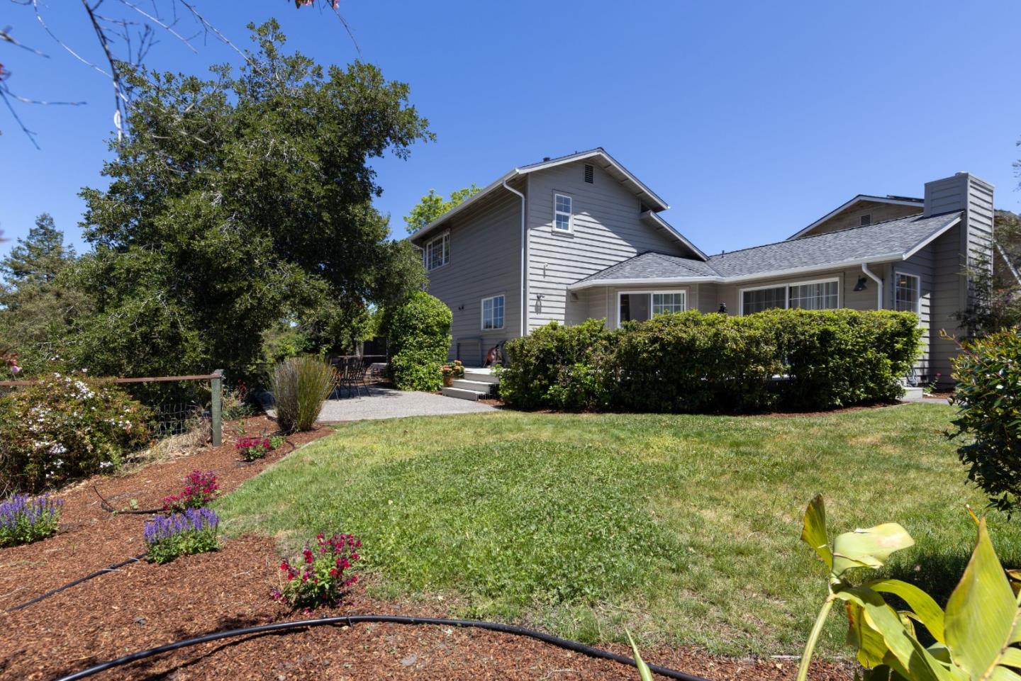 123 Reed Way Santa Cruz, CA 95060 - Photo 28 of 39 a front view of a house with a yard