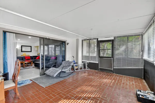 $420,000 | 2 Cambridge Place, Boynton Beach, FL 33426