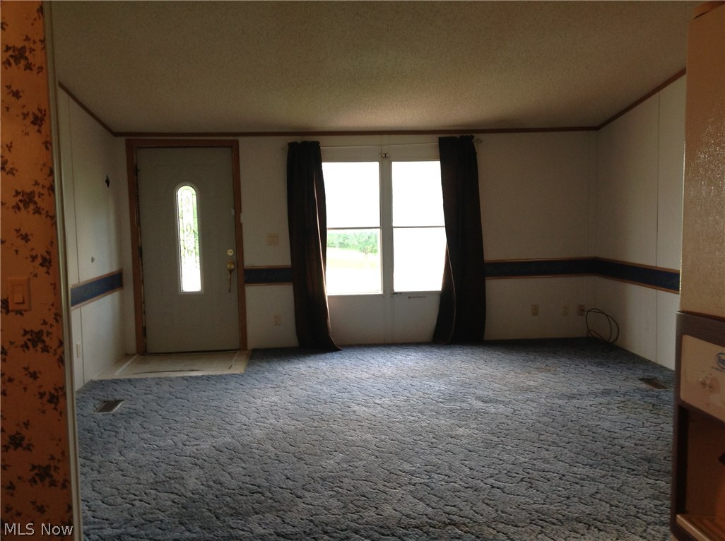 27192 Center Road Beloit, OH 44609 - Photo 5 of 19