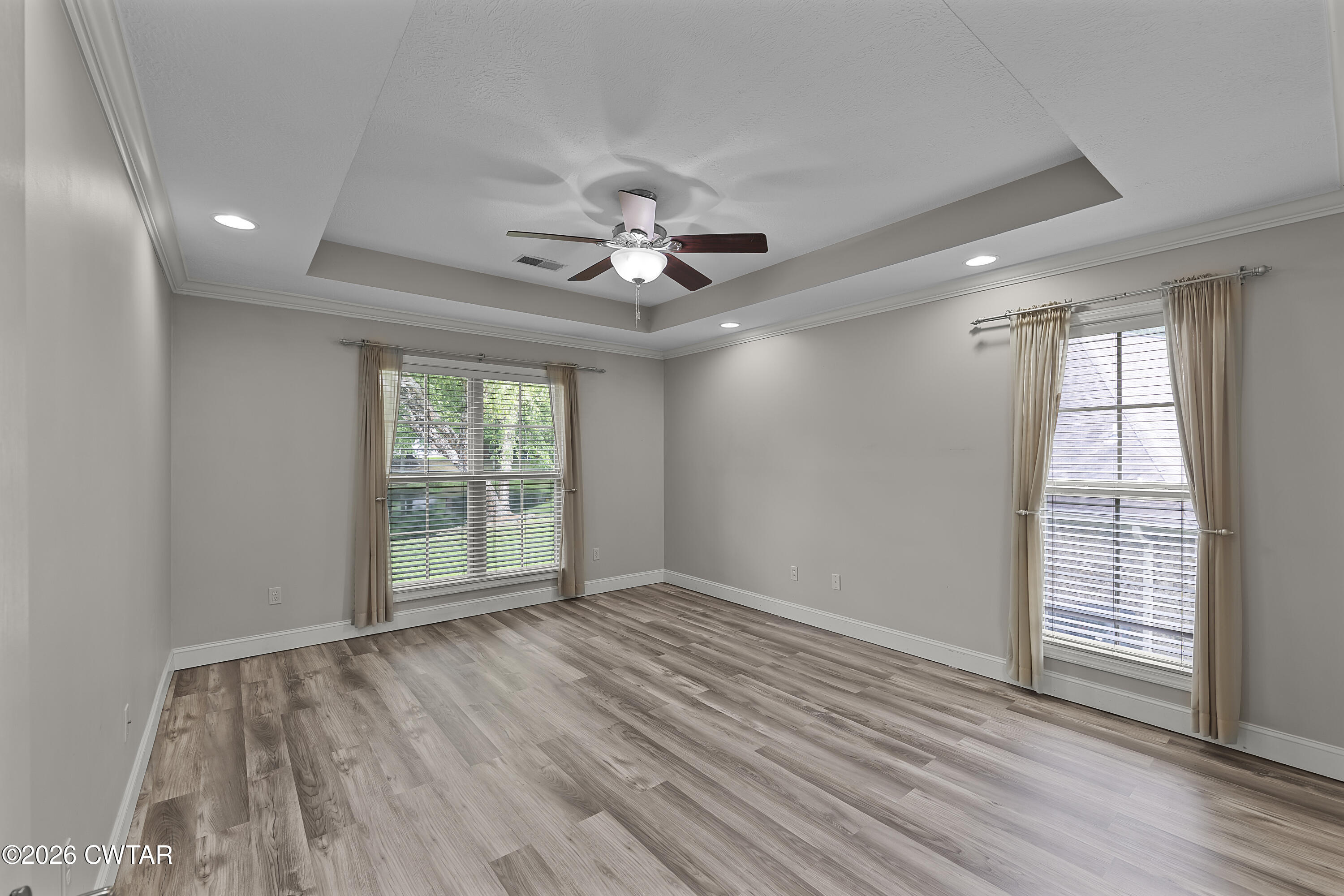 52 Edgewater Cove Jackson, TN 38305 - Photo 20 of 33 Primary Bedroom