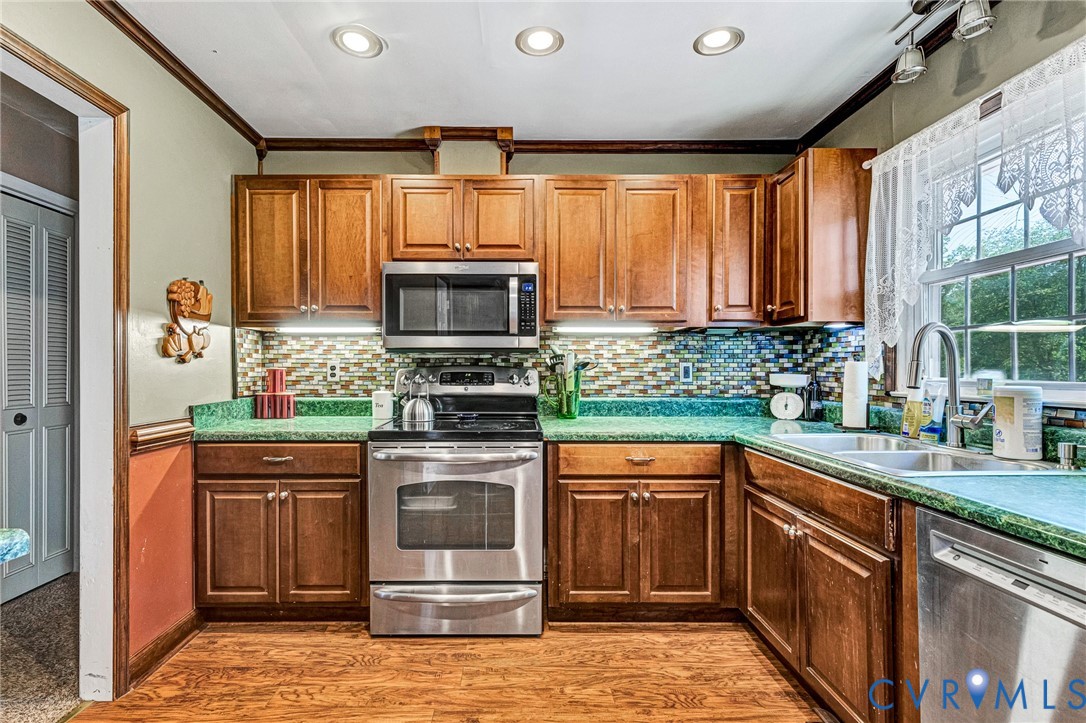 9737 Graves Road Petersburg, VA 23803 - Photo 6 of 35