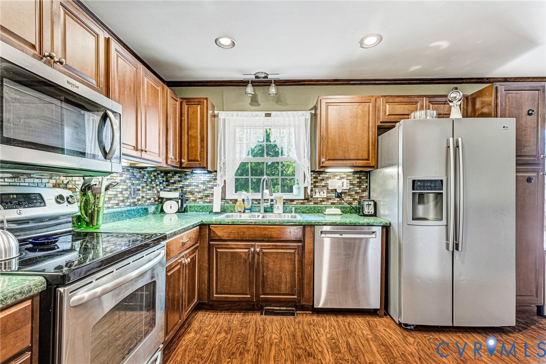 9737 Graves Road Petersburg, VA 23803 - Photo 7 of 35