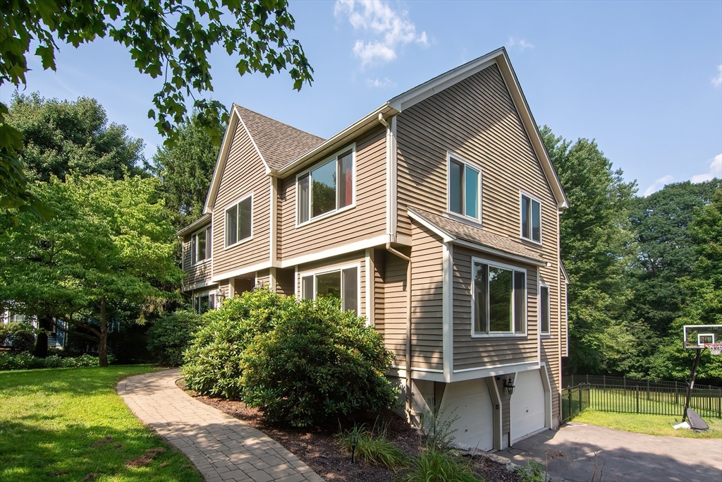 16 Walnut Hill Road Millis, MA 02054 - Photo 3 of 42 Gallery Image 3