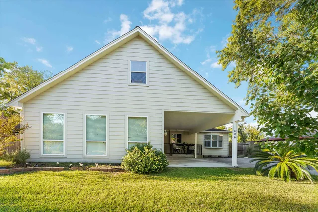 $392,000 | 606 Packer Court, Webster, TX 77598