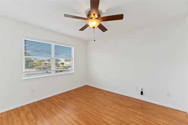 $392,000 | 606 Packer Court, Webster, TX 77598