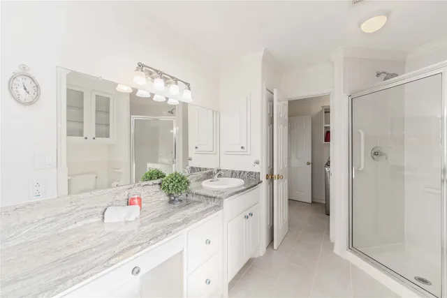 $392,000 | 606 Packer Court, Webster, TX 77598