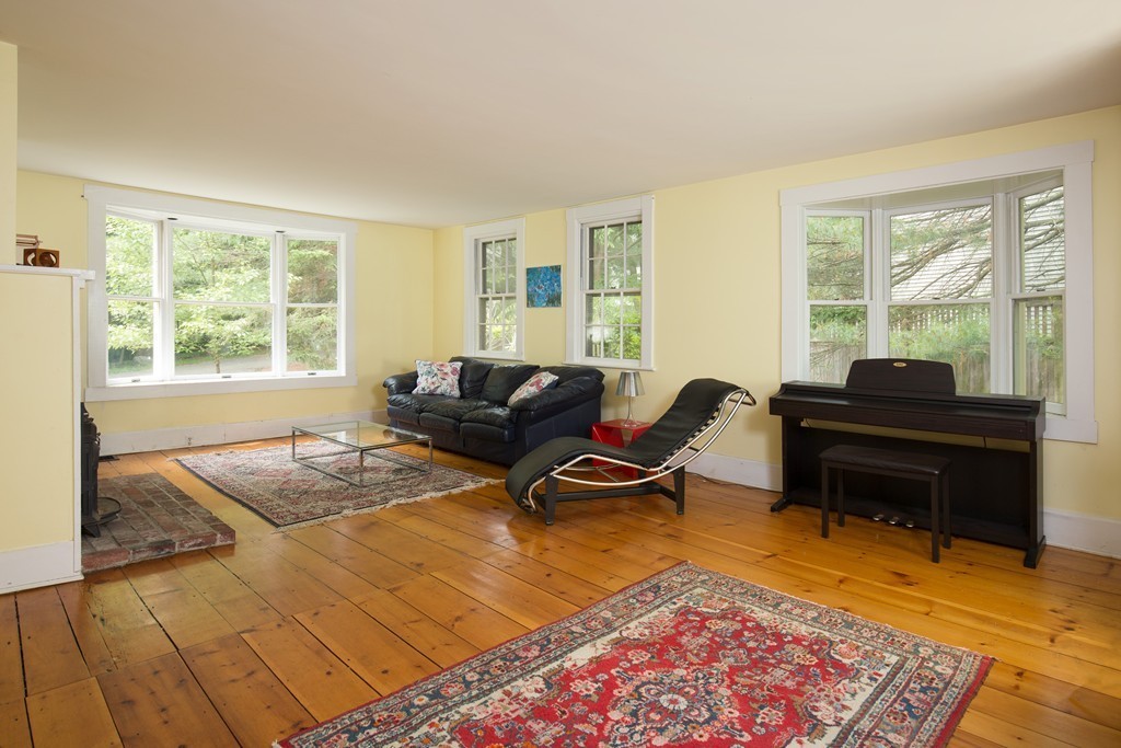 48 Pleasant Street Lexington, MA 02421 - Photo 4 of 12