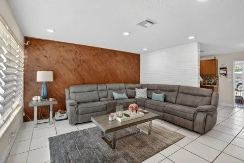 $565,000 | 6721 Southwest 28th Court, Miramar, FL 33023