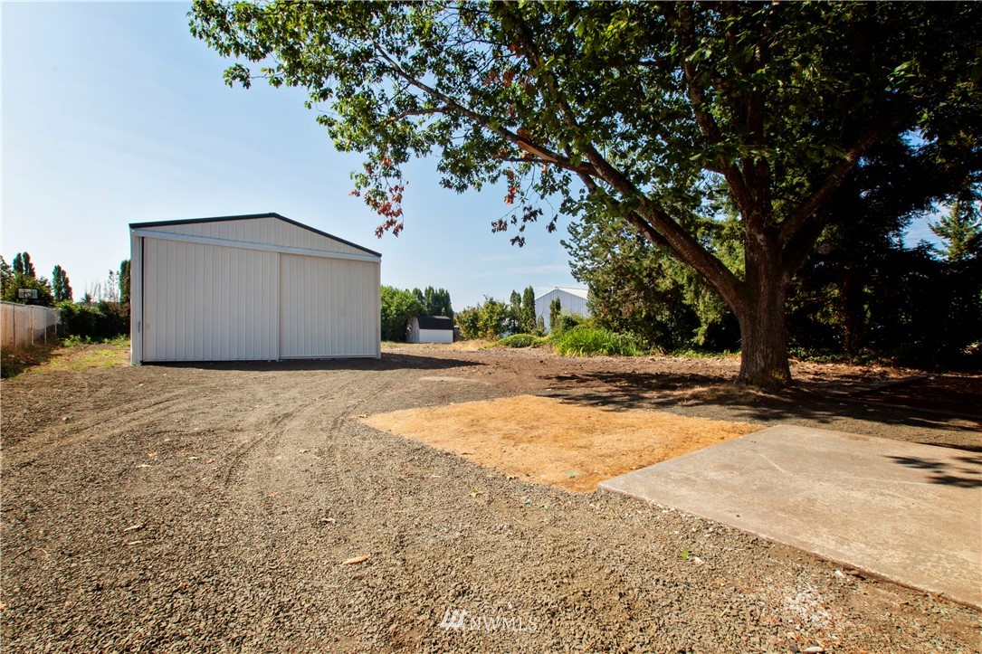 9017 178th Way Southwest Rochester, WA 98579 - Photo 5 of 32