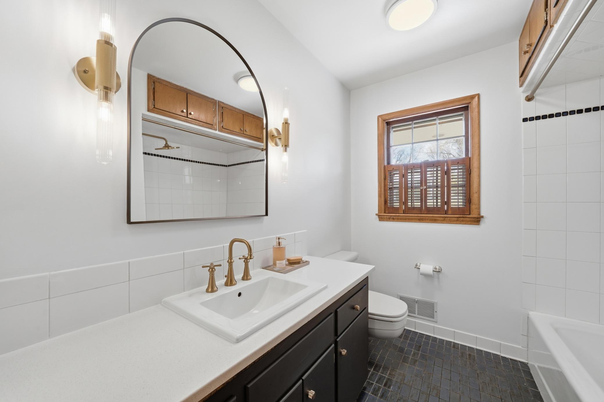 16019 Birch Lane Minnetonka, MN 55345 - Photo 17 of 54