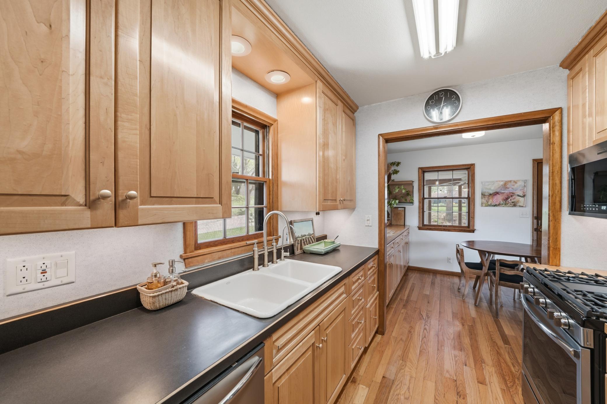 16019 Birch Lane Minnetonka, MN 55345 - Photo 2 of 54