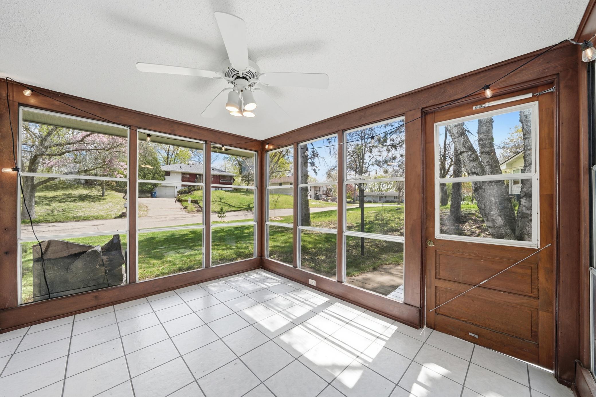 16019 Birch Lane Minnetonka, MN 55345 - Photo 23 of 54