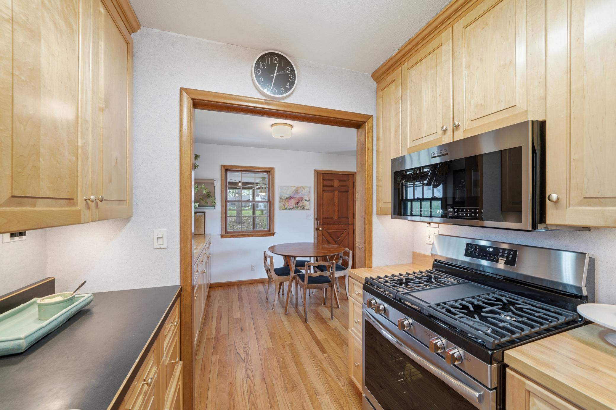 16019 Birch Lane Minnetonka, MN 55345 - Photo 7 of 54