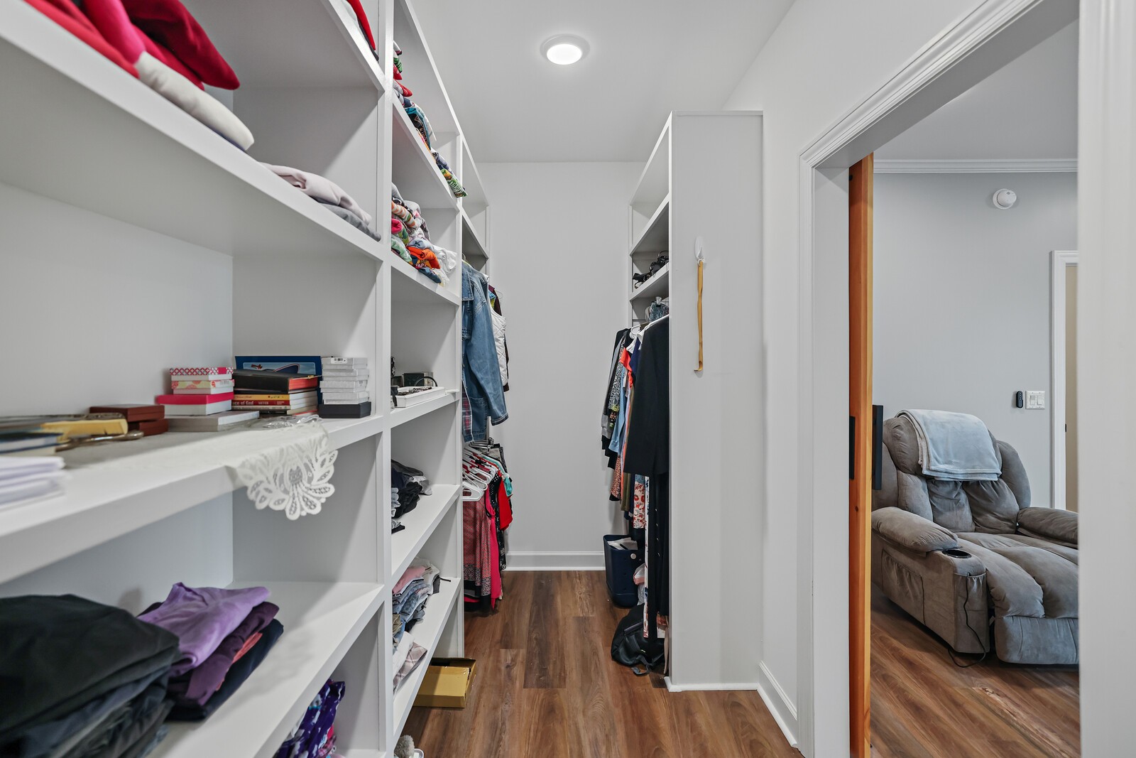 2095 Linwood Road Watertown, TN 37184 - Photo 25 of 52 a view of walk in closet with clothes and shoes