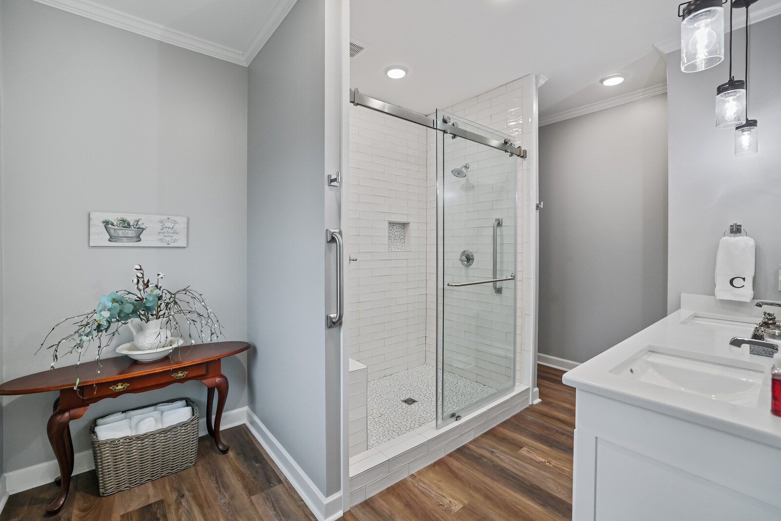 2095 Linwood Road Watertown, TN 37184 - Photo 26 of 52 a bathroom with a shower a sink a mirror and a shower