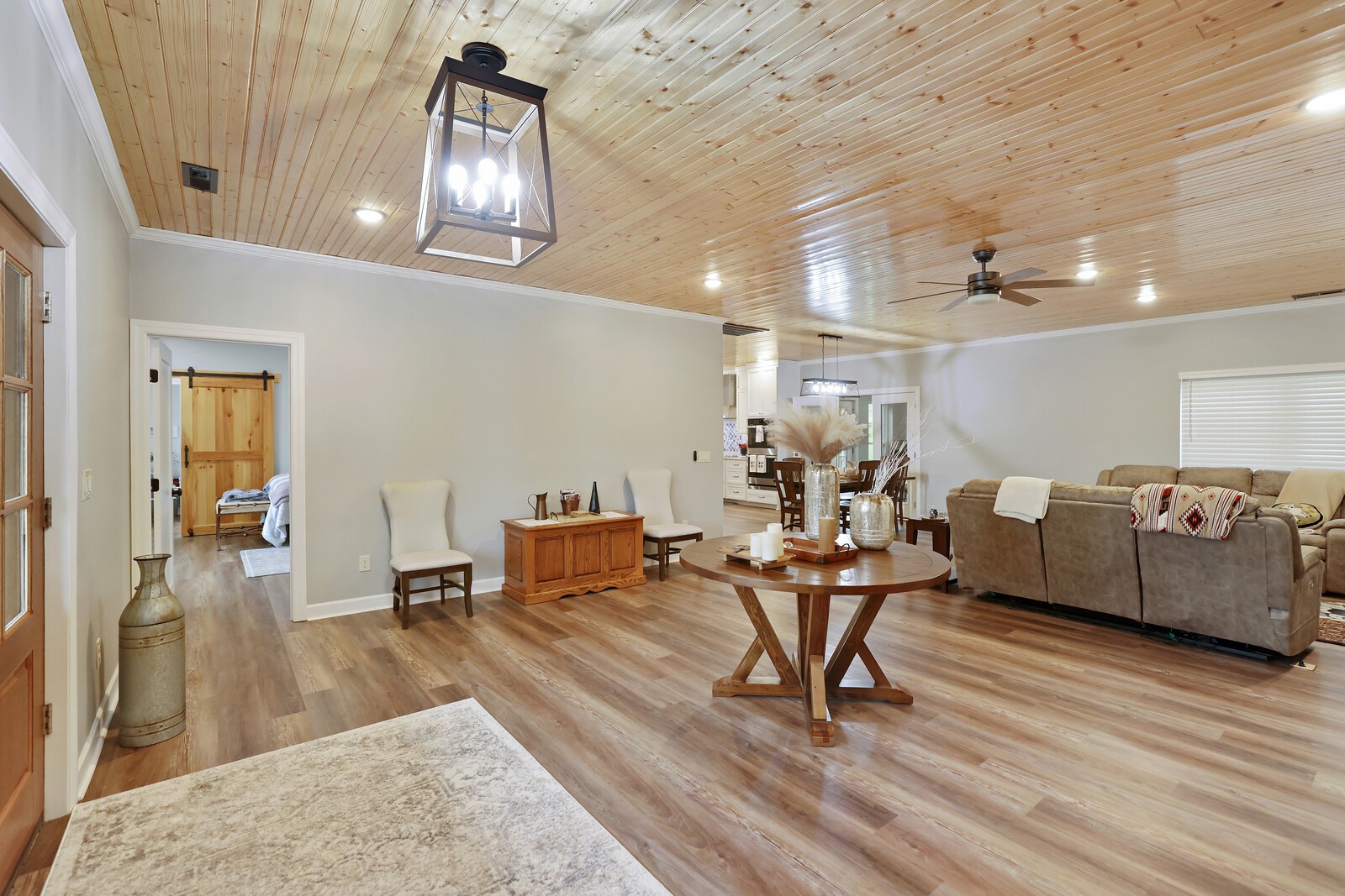 2095 Linwood Road Watertown, TN 37184 - Photo 9 of 52 a living room with furniture and wooden floor