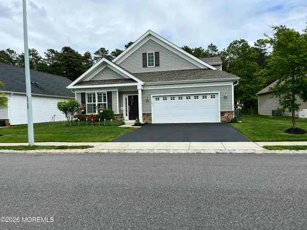 $649,000 | 70 Woodside Lane, Whiting, NJ 08759