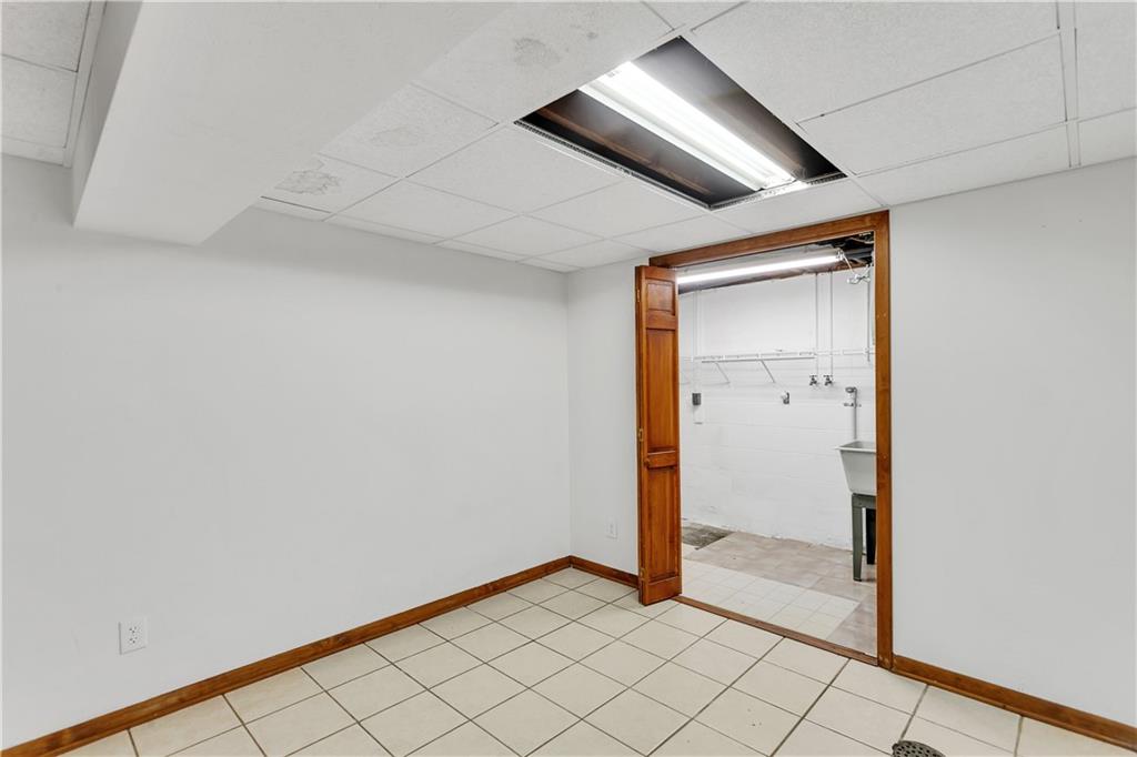 129 Shaffer Road Apollo, PA 15613 - Photo 16 of 25 a view of an empty room
