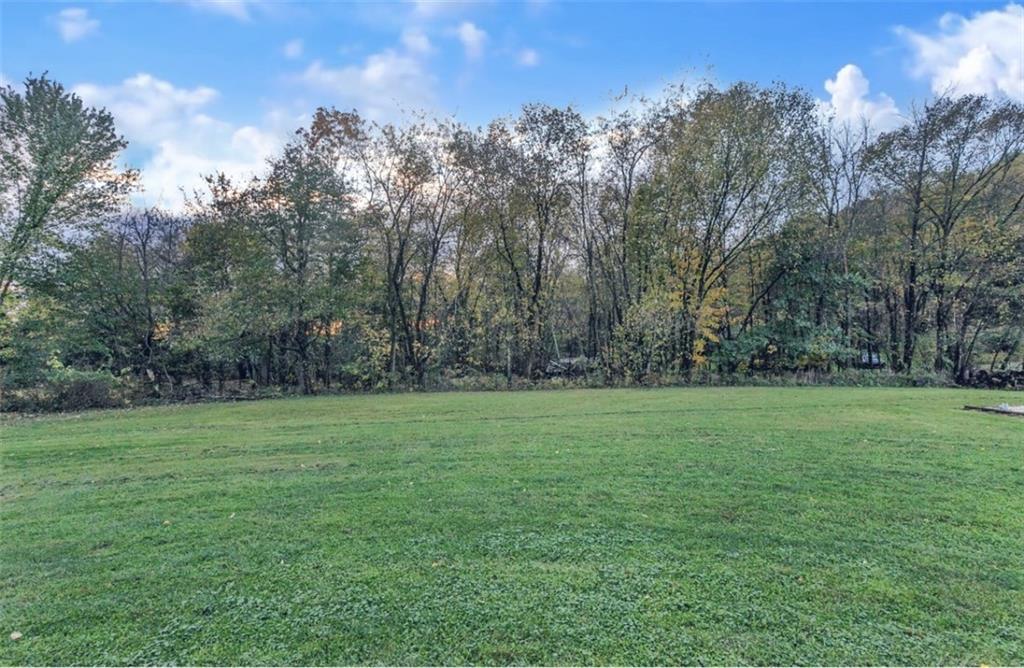 129 Shaffer Road Apollo, PA 15613 - Photo 23 of 25 a view of outdoor space and yard