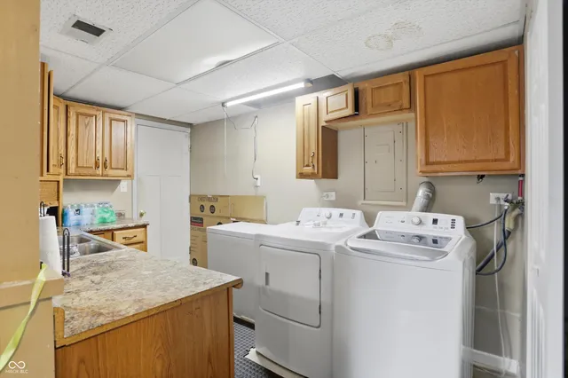 $239,900 | 7706 Snowflake Drive, Indianapolis, IN 46227