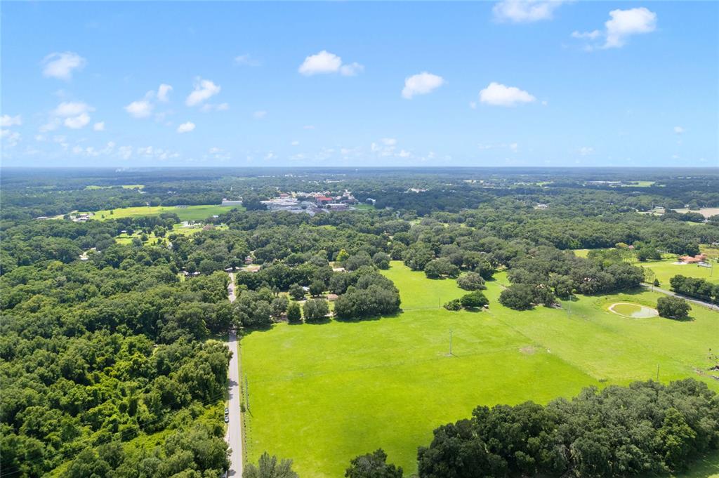 552 Cr Bushnell Bushnell, FL 33513 - Photo 11 of 21 a view of a city