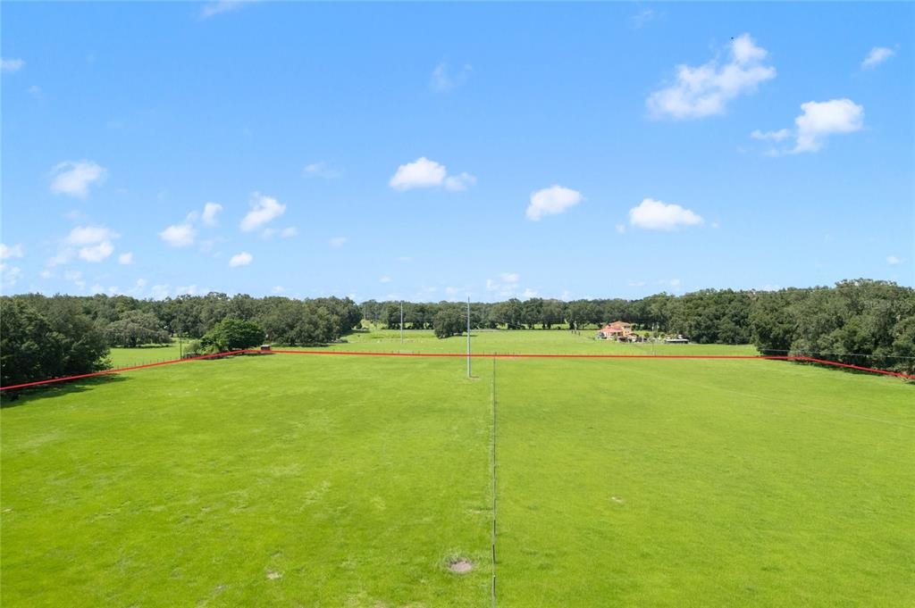 552 Cr Bushnell Bushnell, FL 33513 - Photo 3 of 21 a view of an ocean and a mountain