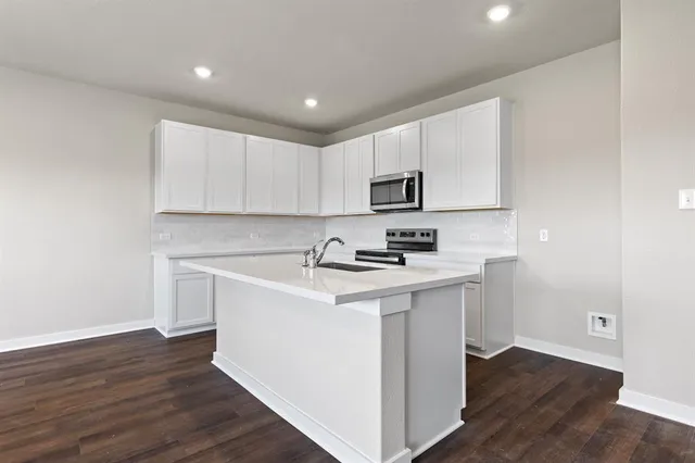 $1,785 | 244 Little Grn Trail, Jarrell, TX 76537