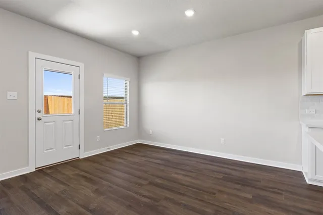 $1,785 | 244 Little Grn Trail, Jarrell, TX 76537