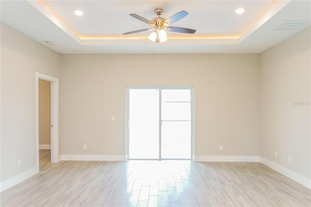 202 Snapper Way Kissimmee, FL 34759 - Photo 4 of 15