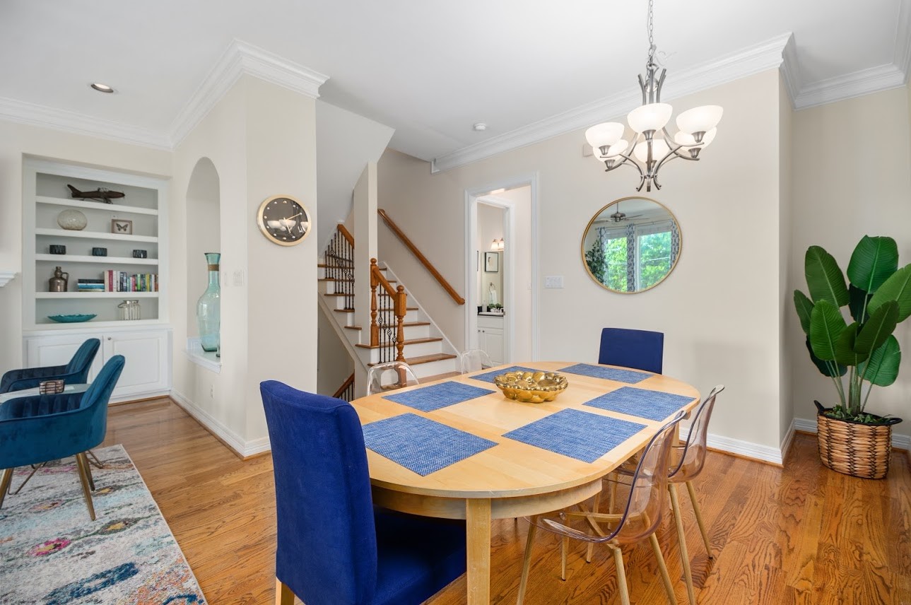 2427 Ralph Street Houston, TX 77006 - Photo 14 of 20 Living/Dining partial view