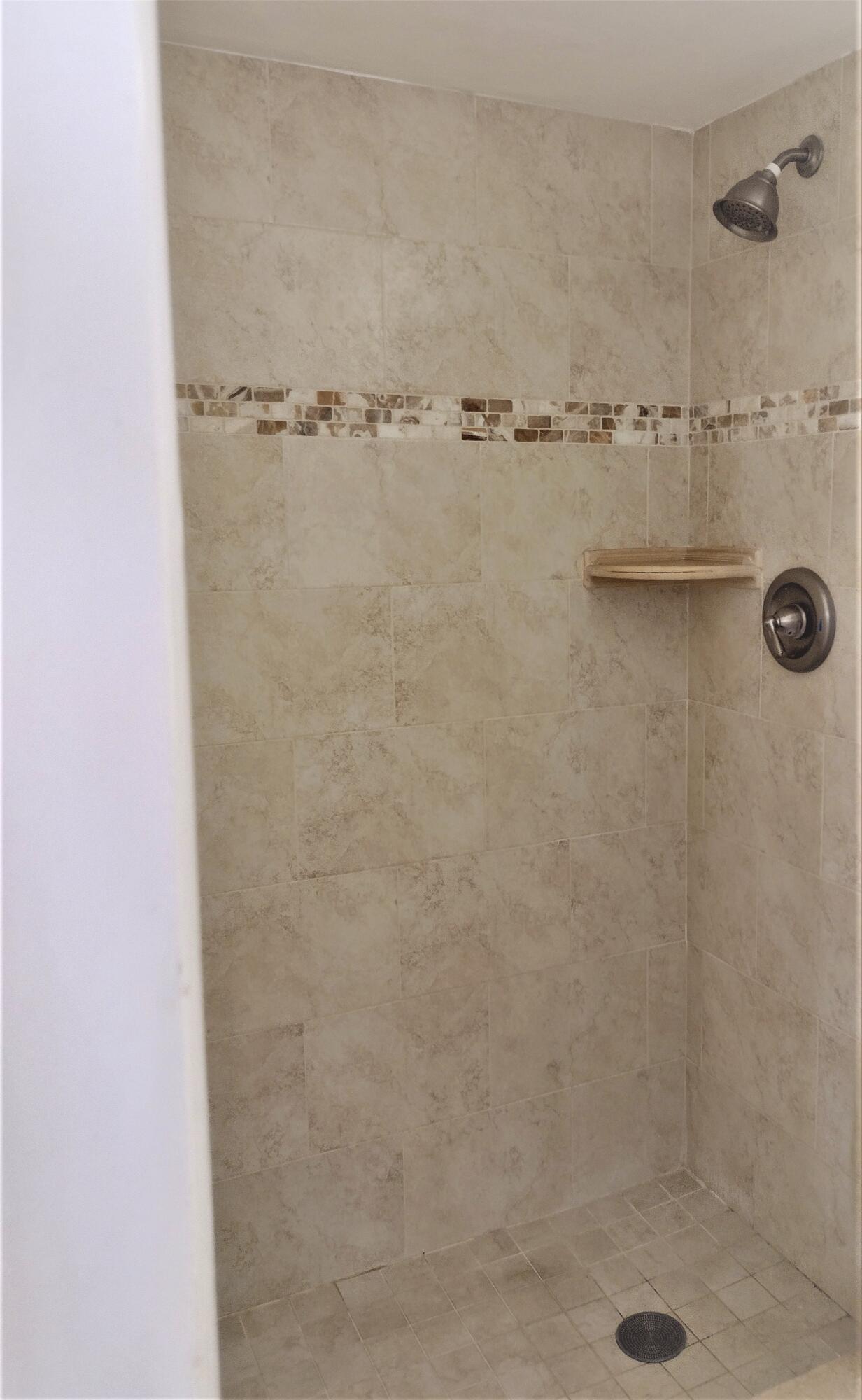 2730 Banyan Road, Unit B1 Boca Raton, FL 33432 - Photo 15 of 26 IMG_20230531_123122032 (2)