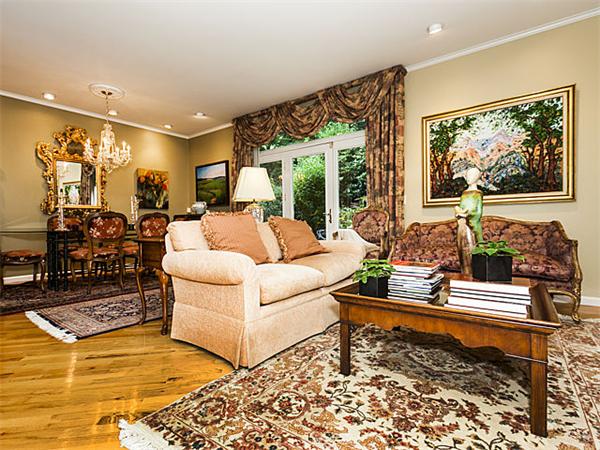 38 Thurston Road Newton, MA 02464 - Photo 15 of 23 Gallery Image 15